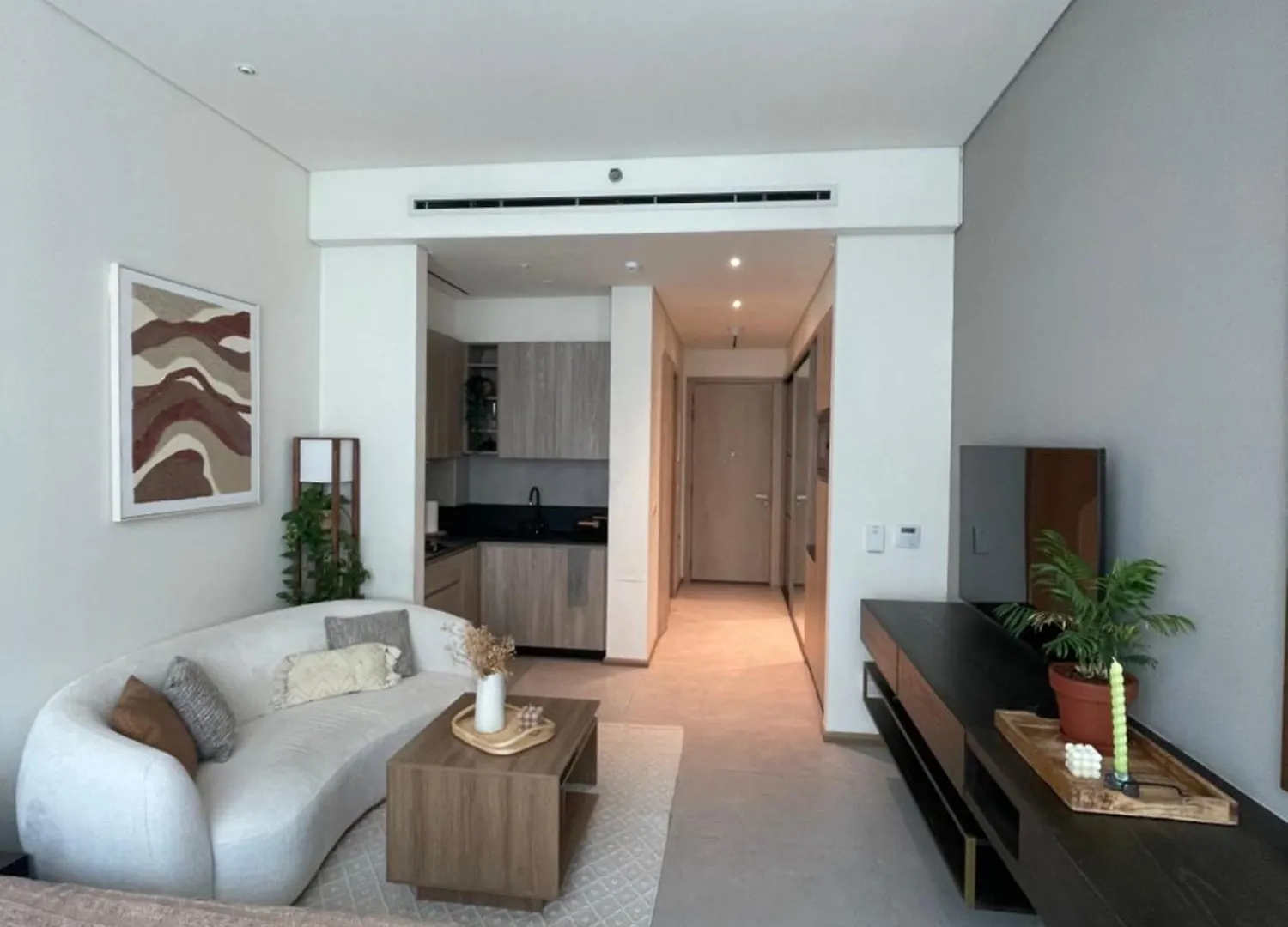 Beautiful Modern Studio Dubai