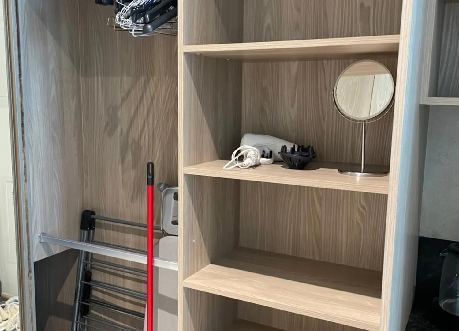 Apartment Beautiful Modern Studio Dubai